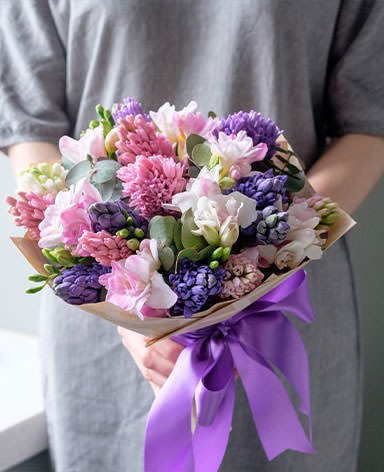 Бесплатная доставка цветов в Белоярском